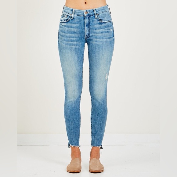 MOTHER Denim - Mother The Looker Ankle Step Fray in Where There's Smoke | Size 31